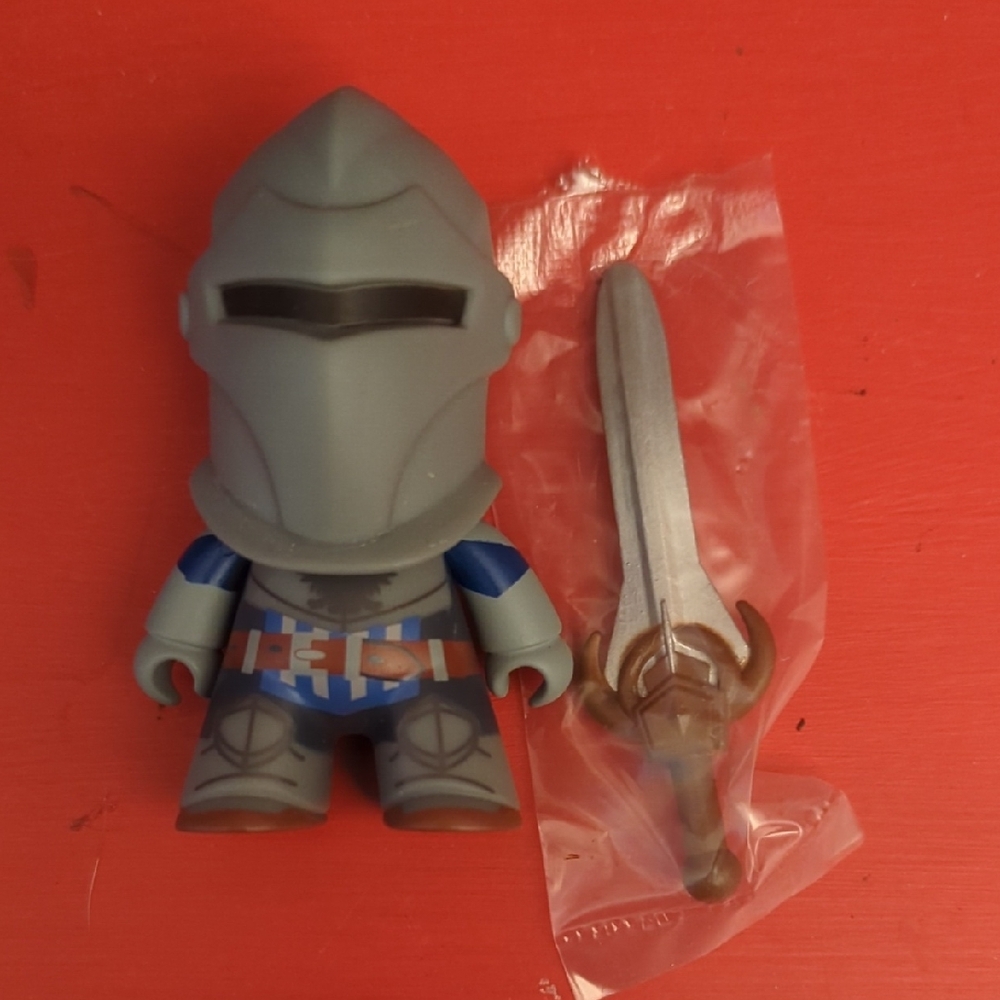 Dragon Age The Heroes of Thedas Titans Vinyl Figures - Opened Grey Warden